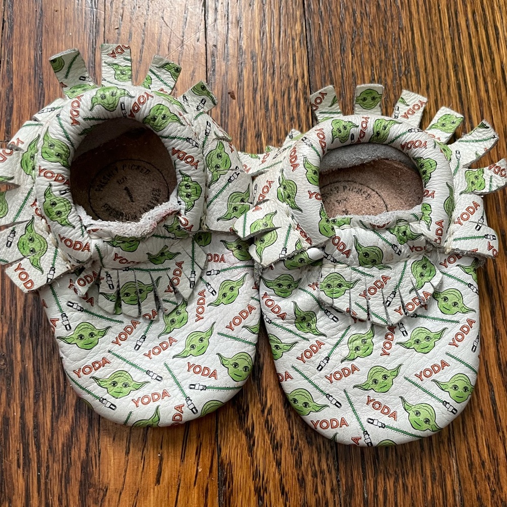 Barely worn Yoda Freshly Picked moccs